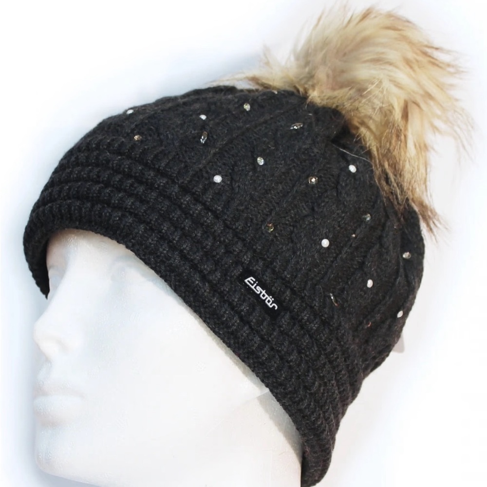 🖤EISBAR HAT🖤